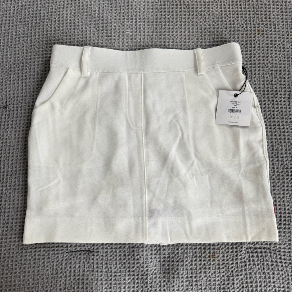 {BELYN KEY} Oxford Skort